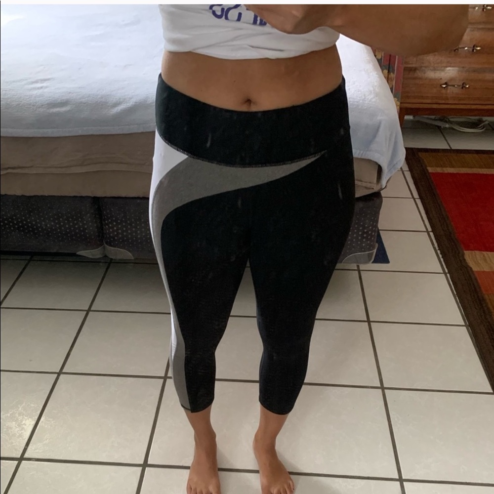 2/$15 : Fabletics workout pant